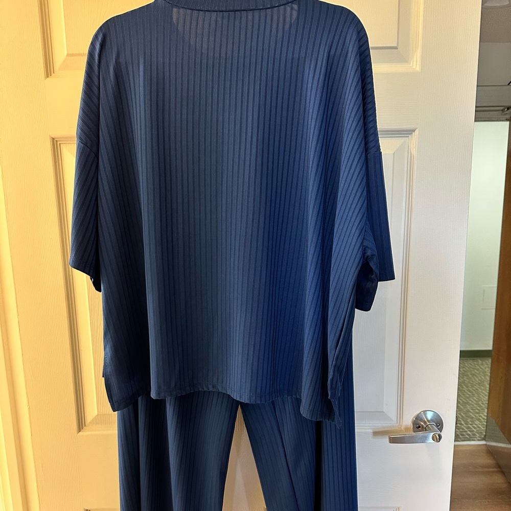 Mod X bright blue set. Size 2x